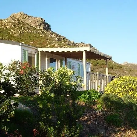 Lantgård La Canardiere *